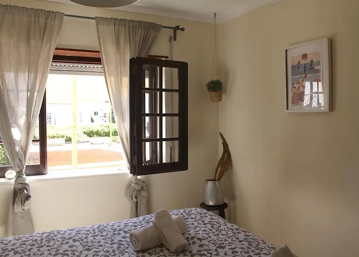 Boa Onda ゲストハウス アトウギア・ダ・バレイア